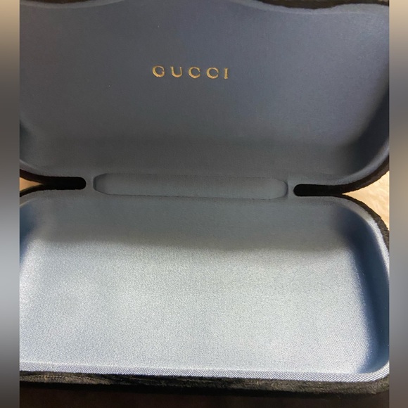 GUCCI velvet sunglasses case with pouch and microfiber cloth - Picture 5 of 6